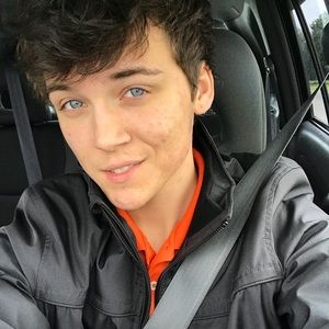 Meet your Posher, Samuel